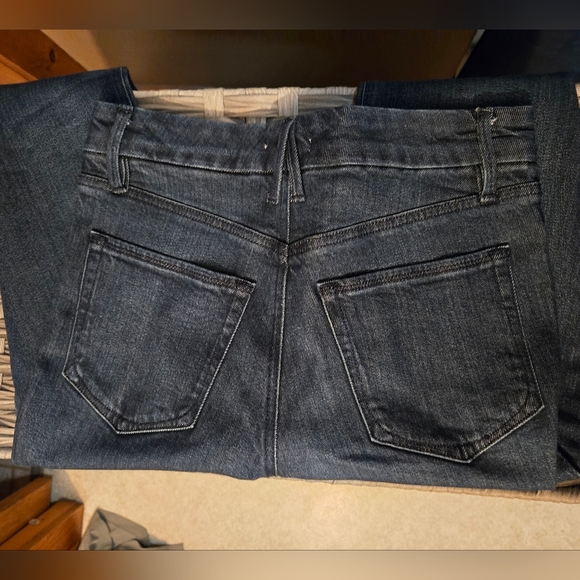 Good American SOFT-TECH GOOD CLASSIC SLIM BOOTCUT JEANS - Picture 6 of 8